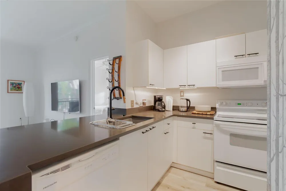 11790 Saint Andrews Place #304 Wellington, FL 33414