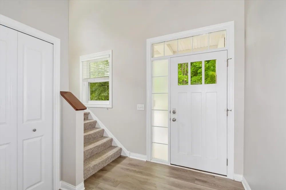 3947 Valencia Lane Chaska, MN 55318