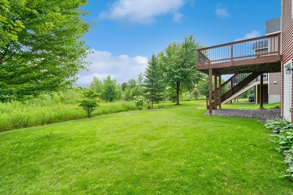 3947 Valencia Lane Chaska, MN 55318