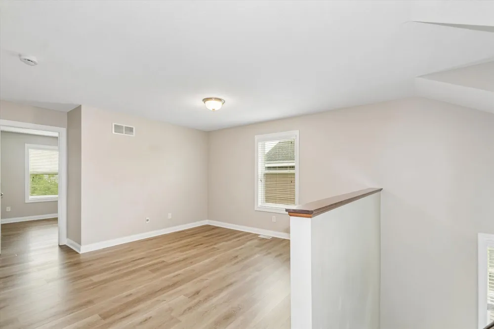 3947 Valencia Lane Chaska, MN 55318