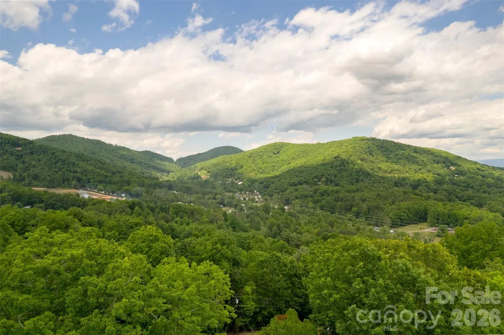 30 Gertrude Lane Candler, NC 28715