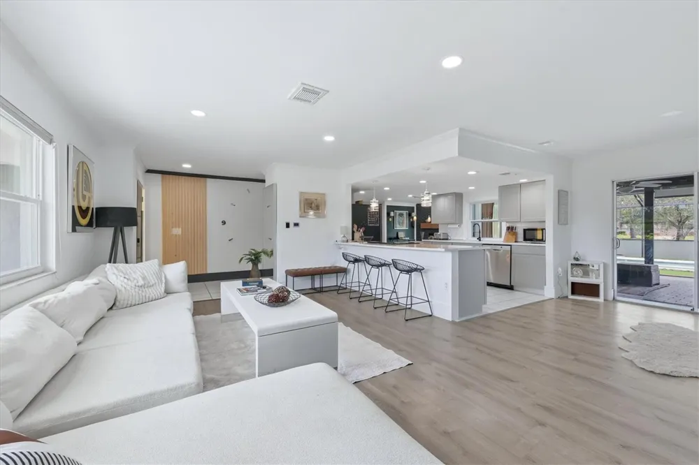 3615 EGERTON CIRCLE Sarasota, FL 34233