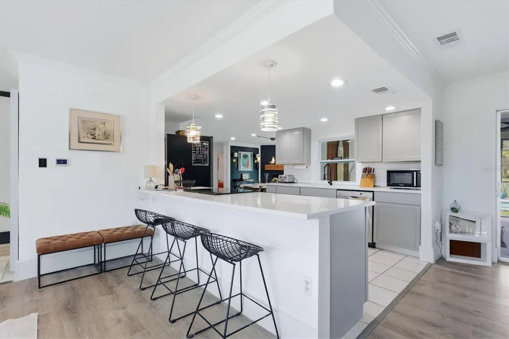3615 EGERTON CIRCLE Sarasota, FL 34233