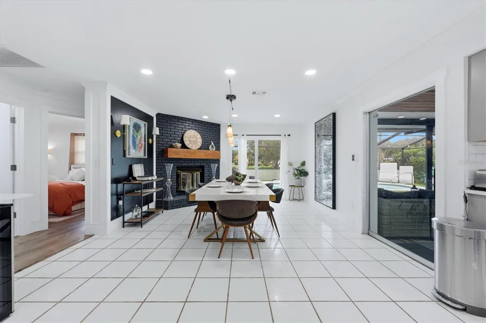 3615 EGERTON CIRCLE Sarasota, FL 34233