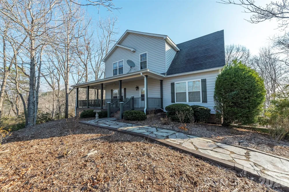 192 Buzzards Place Lake Lure, NC 28746