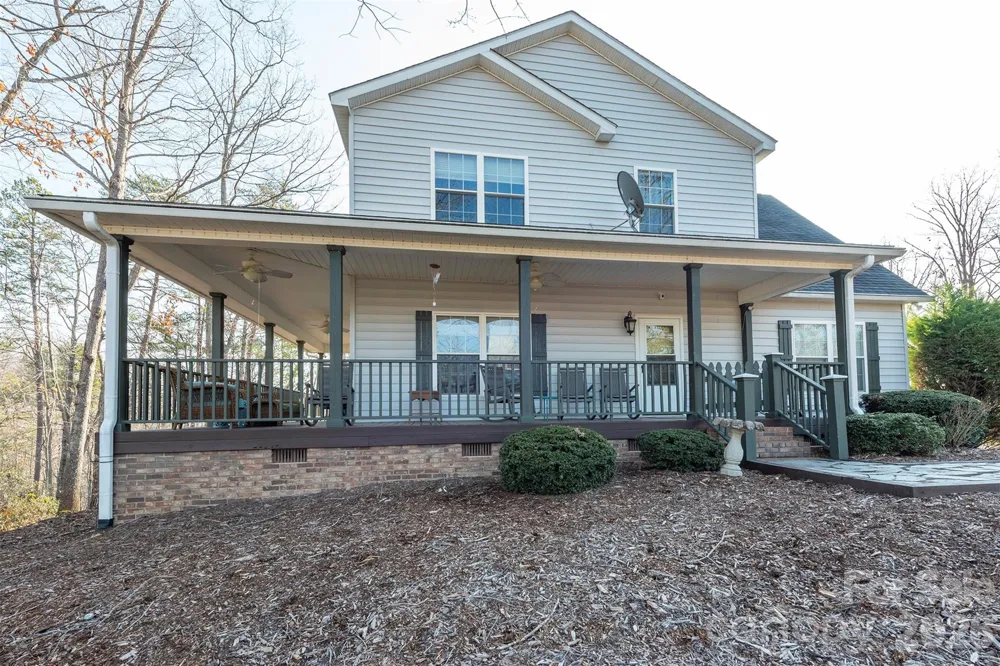 192 Buzzards Place Lake Lure, NC 28746