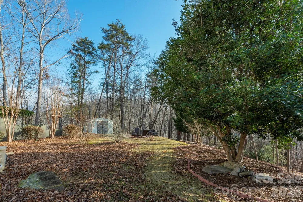 192 Buzzards Place Lake Lure, NC 28746