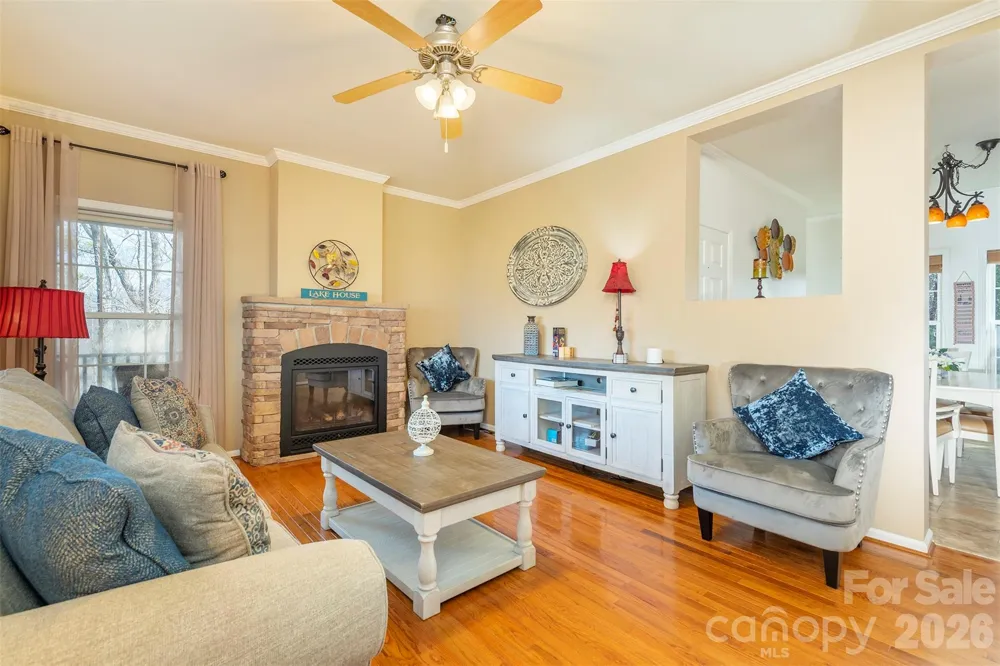 192 Buzzards Place Lake Lure, NC 28746