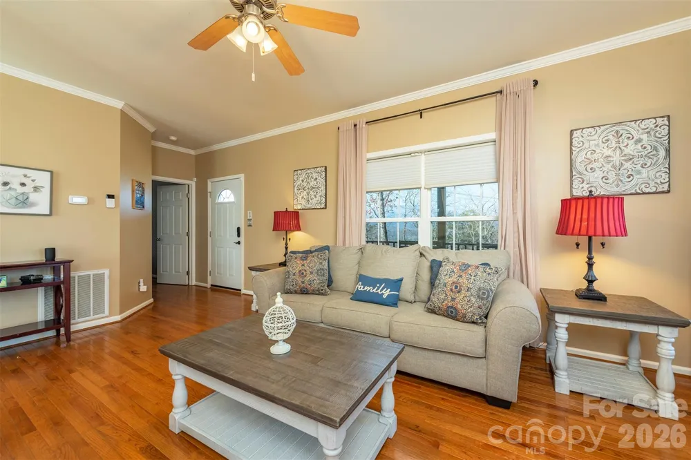 192 Buzzards Place Lake Lure, NC 28746