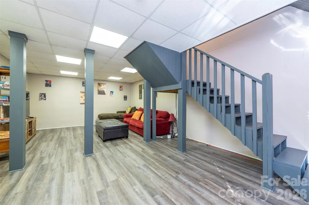 192 Buzzards Place Lake Lure, NC 28746
