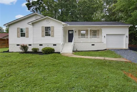 1717 Lantern Drive