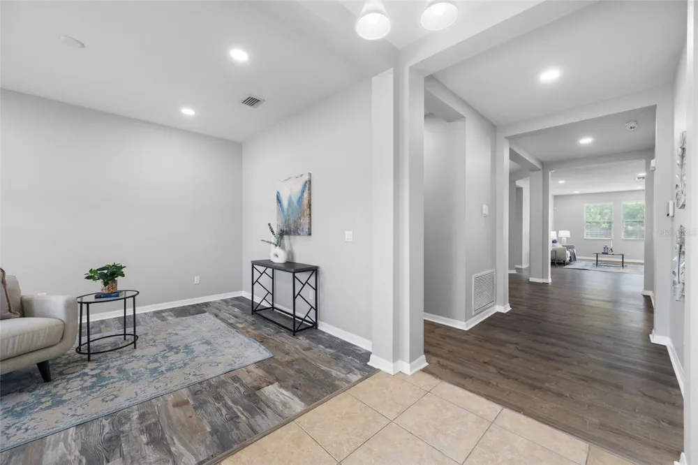 1405 PARKER DEN DRIVE Ruskin, FL 33570