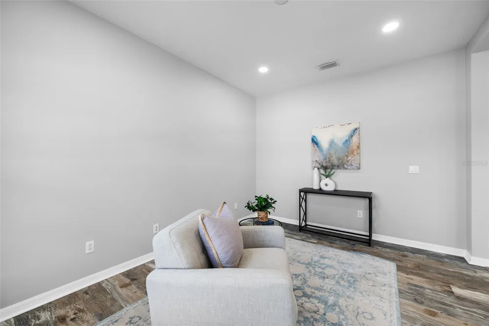 1405 PARKER DEN DRIVE Ruskin, FL 33570