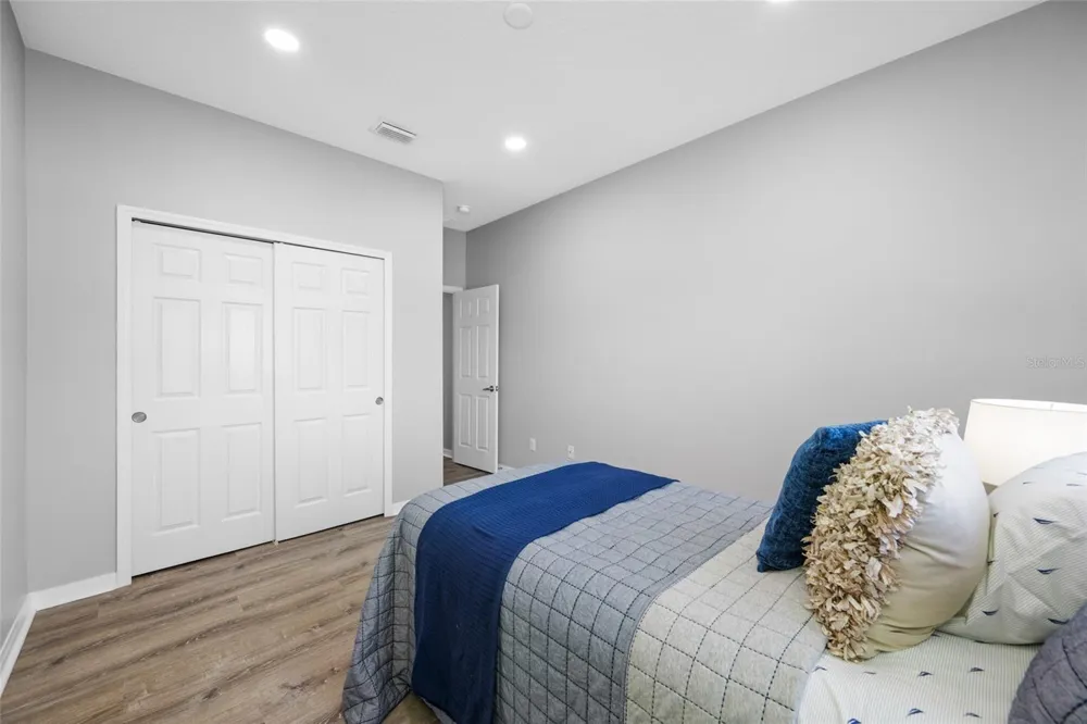 1405 PARKER DEN DRIVE Ruskin, FL 33570