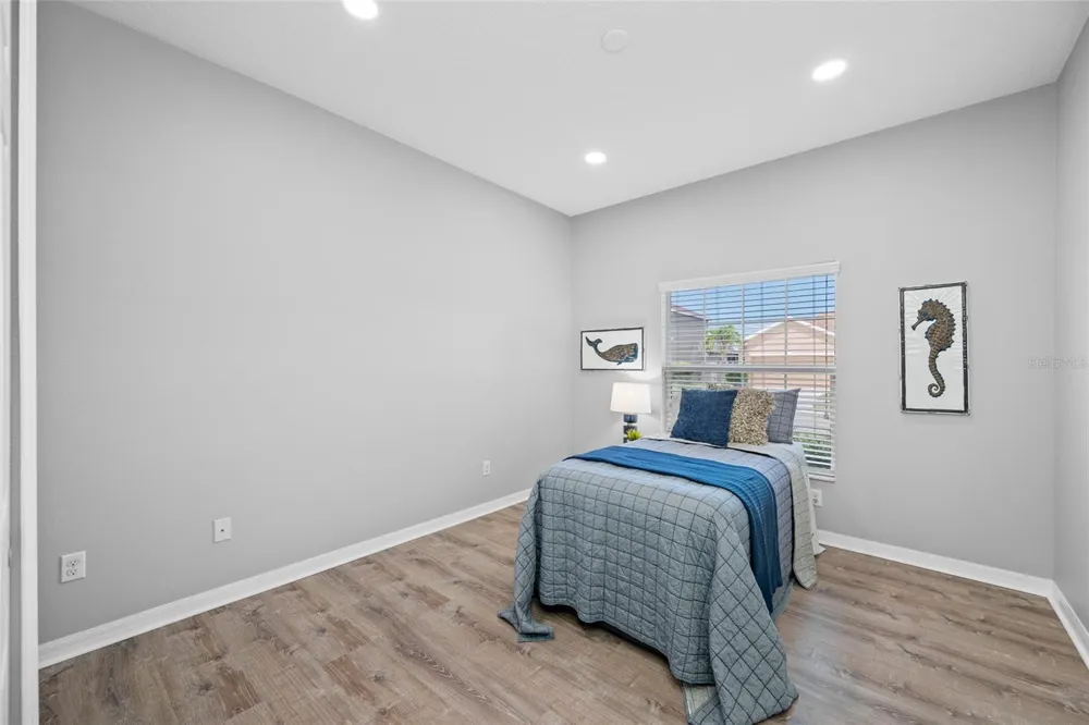 1405 PARKER DEN DRIVE Ruskin, FL 33570