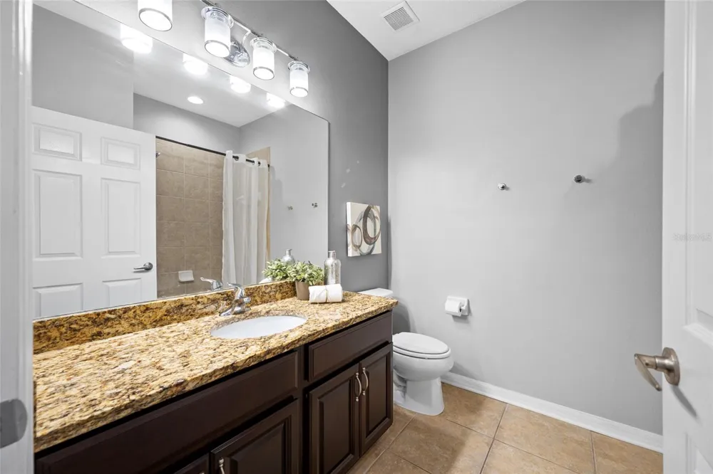 1405 PARKER DEN DRIVE Ruskin, FL 33570