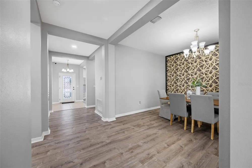1405 PARKER DEN DRIVE Ruskin, FL 33570