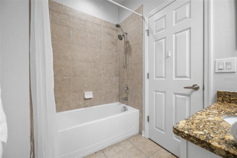 1405 PARKER DEN DRIVE Ruskin, FL 33570