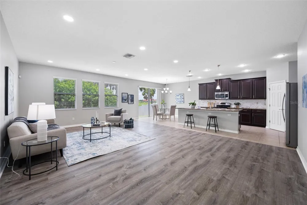 1405 PARKER DEN DRIVE Ruskin, FL 33570