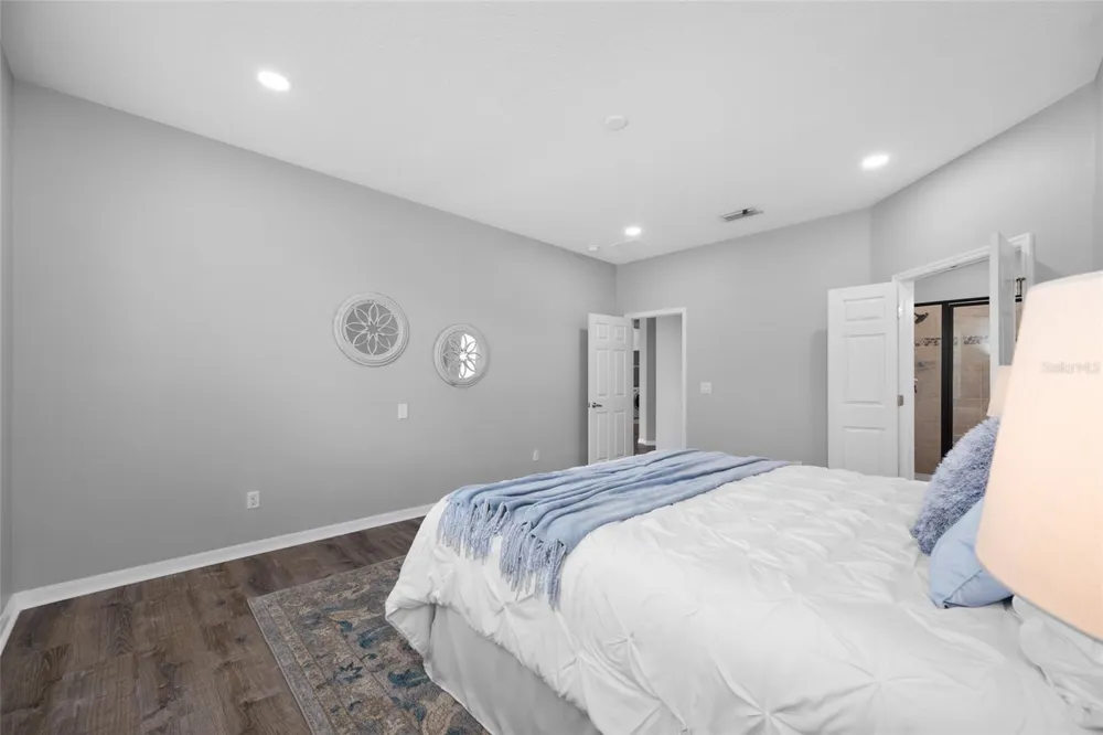 1405 PARKER DEN DRIVE Ruskin, FL 33570