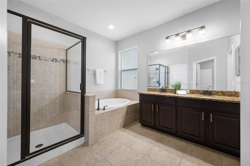 1405 PARKER DEN DRIVE Ruskin, FL 33570