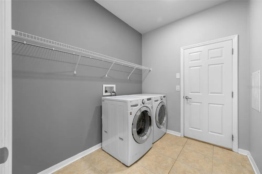 1405 PARKER DEN DRIVE Ruskin, FL 33570