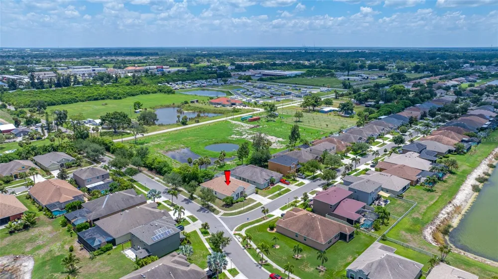 1405 PARKER DEN DRIVE Ruskin, FL 33570