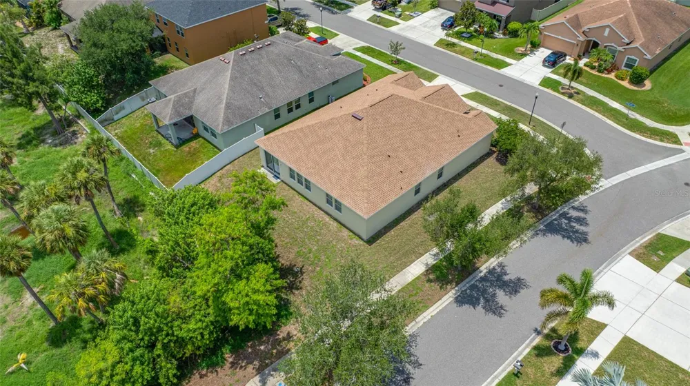 1405 PARKER DEN DRIVE Ruskin, FL 33570