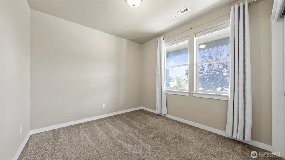 380 Wishkah Drive Richland, WA 99352