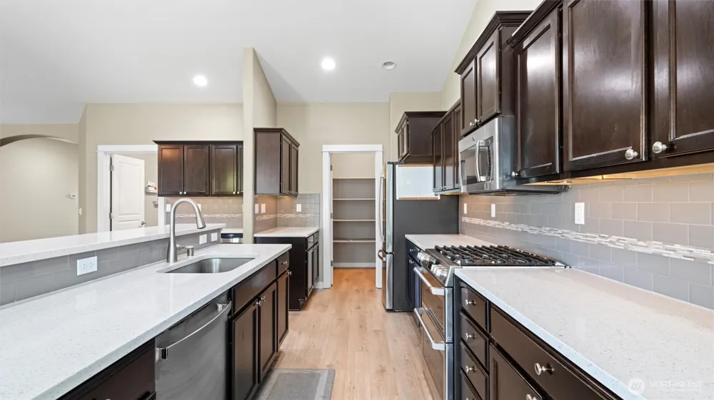 380 Wishkah Drive Richland, WA 99352