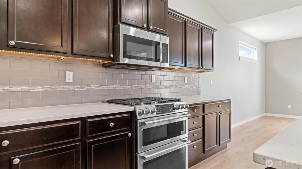380 Wishkah Drive Richland, WA 99352