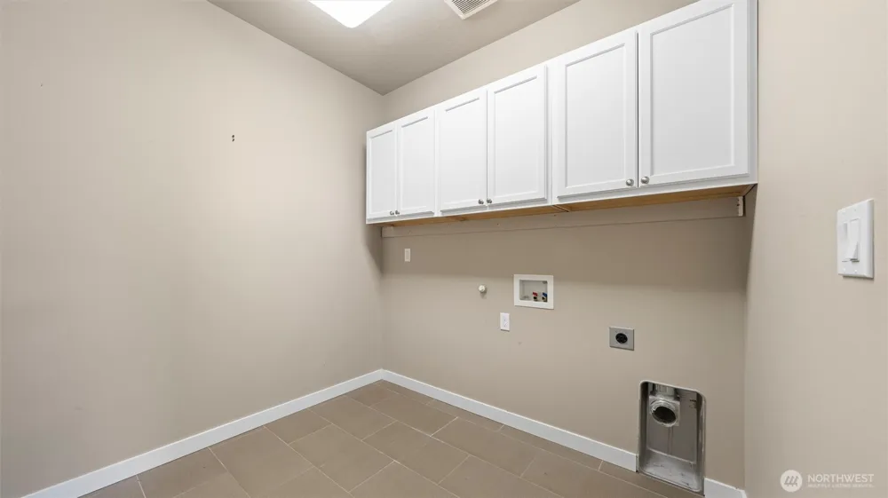 380 Wishkah Drive Richland, WA 99352