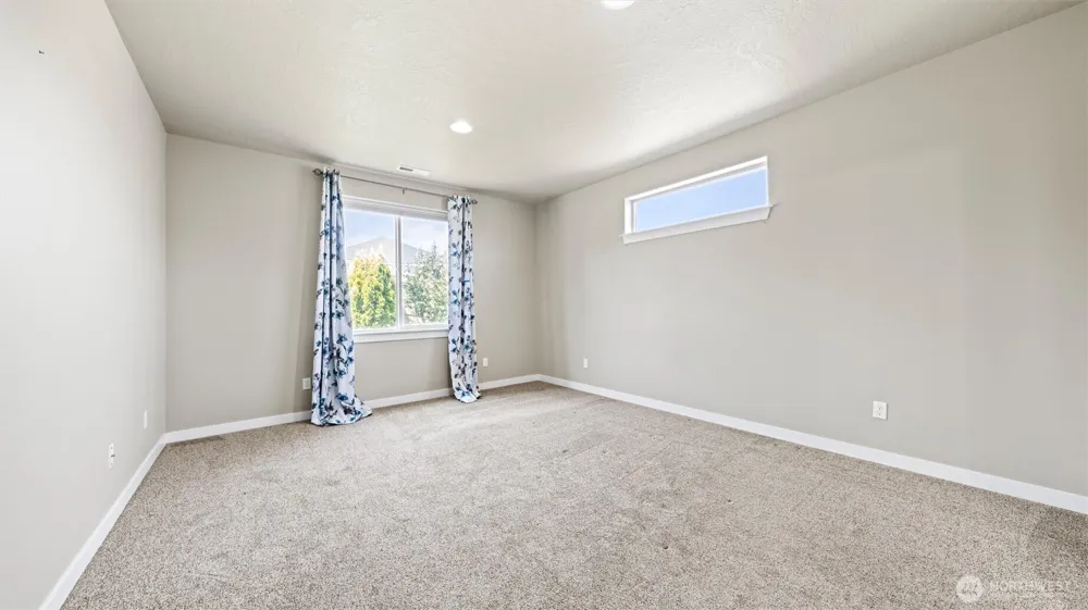 380 Wishkah Drive Richland, WA 99352