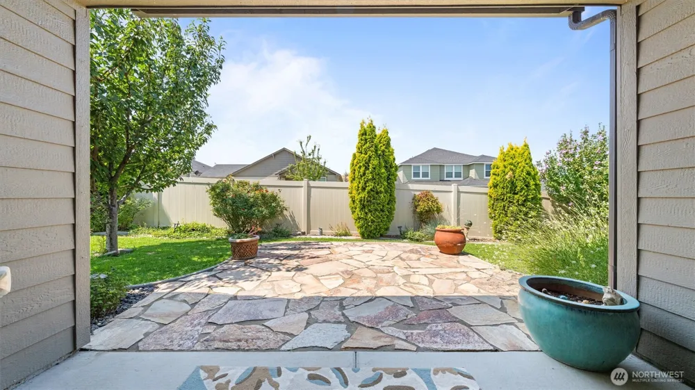 380 Wishkah Drive Richland, WA 99352