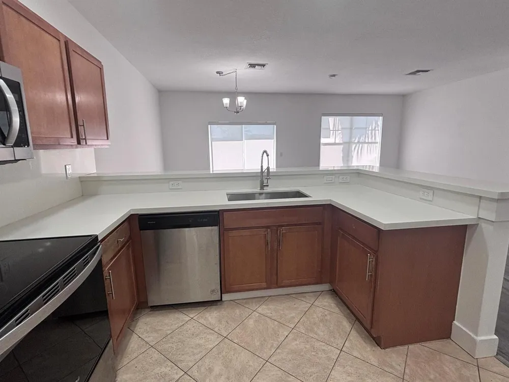 3904 Sabal Way Fort Pierce, FL 34981