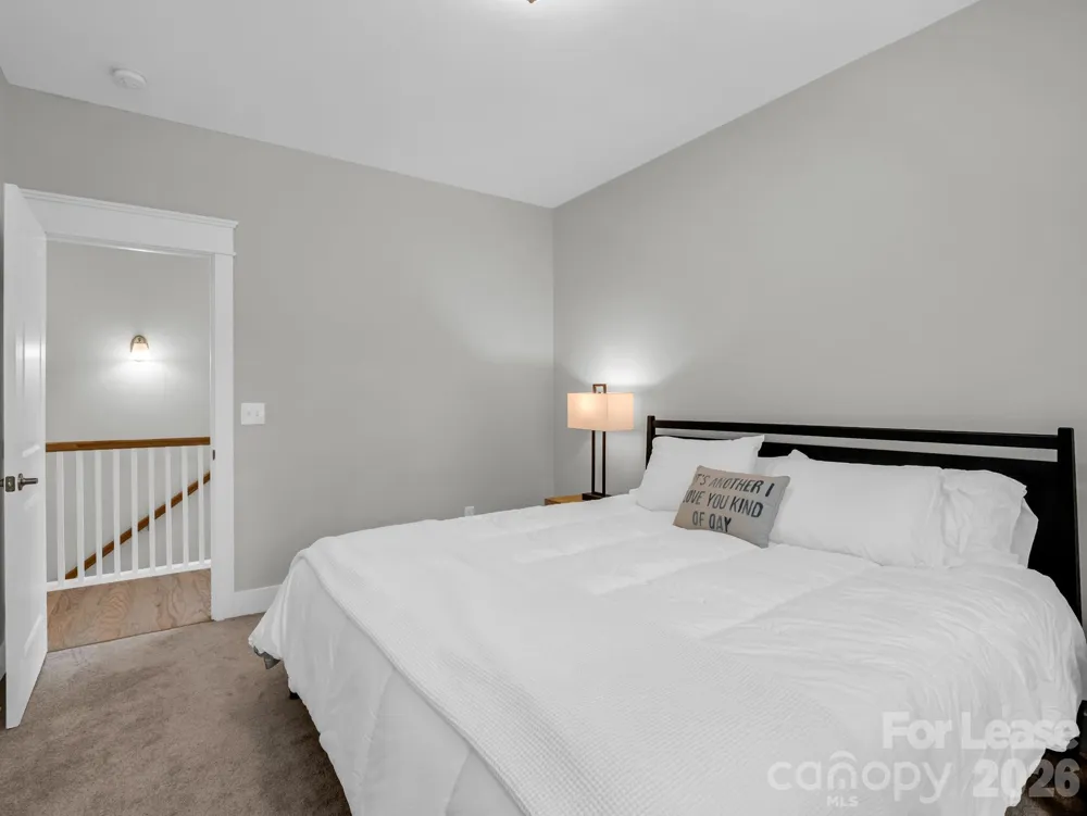 572 Sweet Birch Park Lane Black Mountain, NC 28711