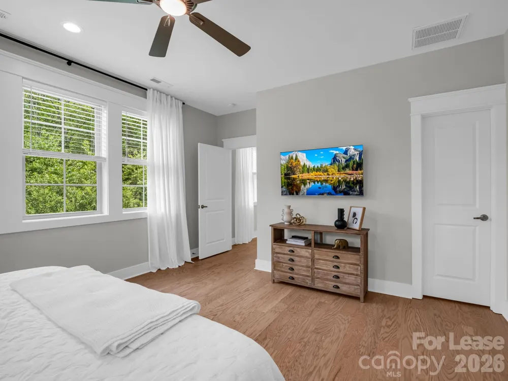 572 Sweet Birch Park Lane Black Mountain, NC 28711