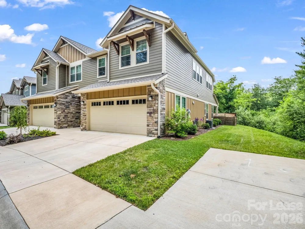 572 Sweet Birch Park Lane Black Mountain, NC 28711