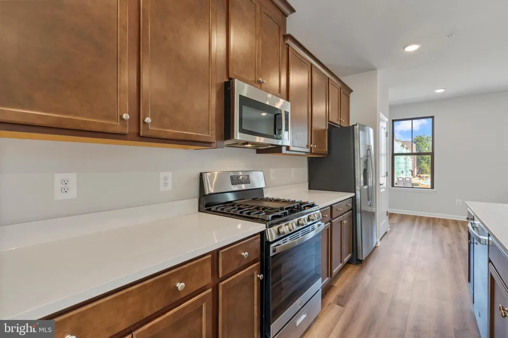 6947 GLADEBROOK RD Brandywine, MD 20613