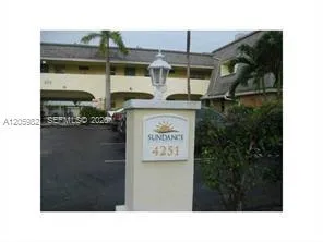 4251 NW 5th St #123 Plantation, FL 33317
