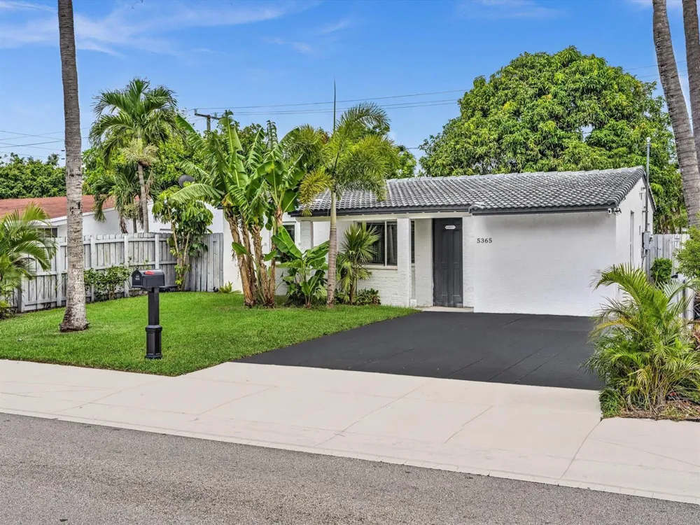 5365 Andrews Avenue Oakland Park, FL 33309