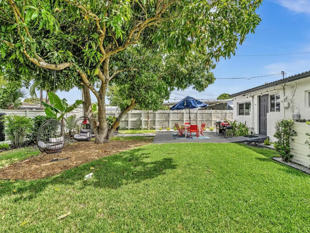 5365 Andrews Avenue Oakland Park, FL 33309