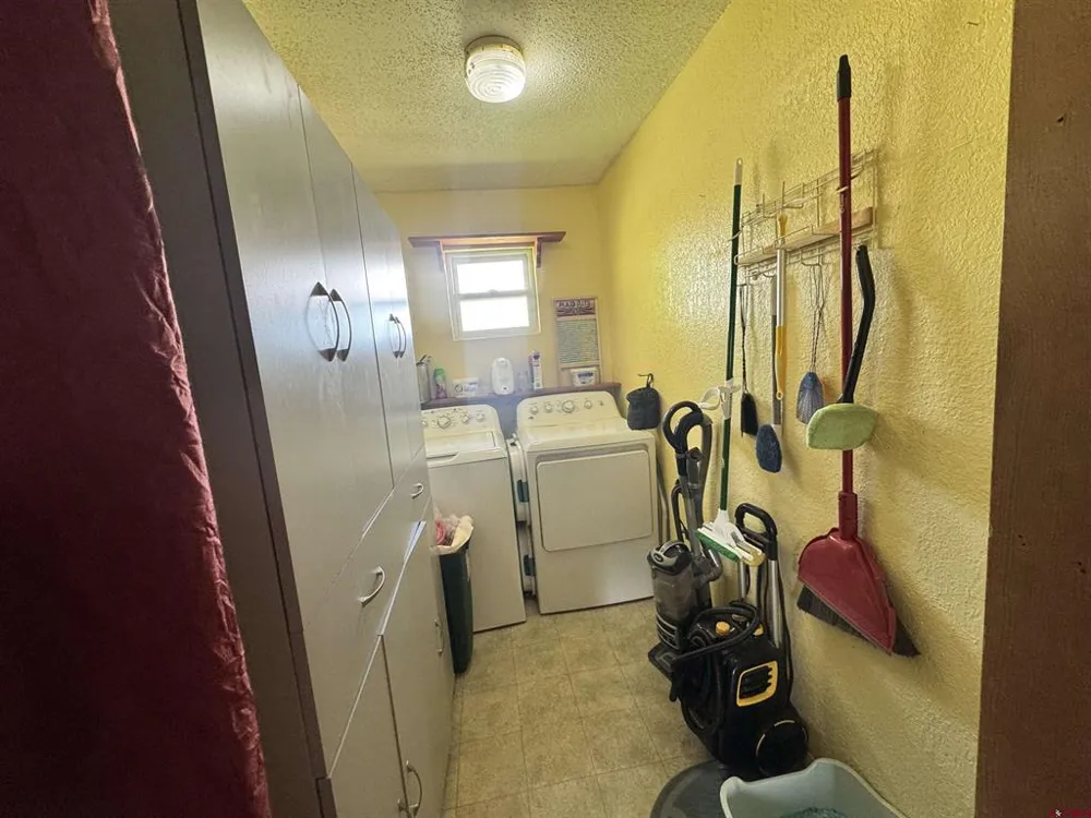 63475 Juniper Road Montrose, CO 81401