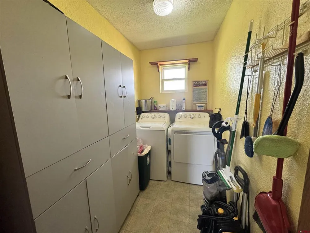 63475 Juniper Road Montrose, CO 81401