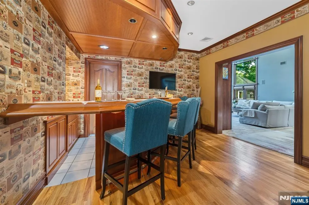 25 Wilshire Drive Sparta, NJ 07871