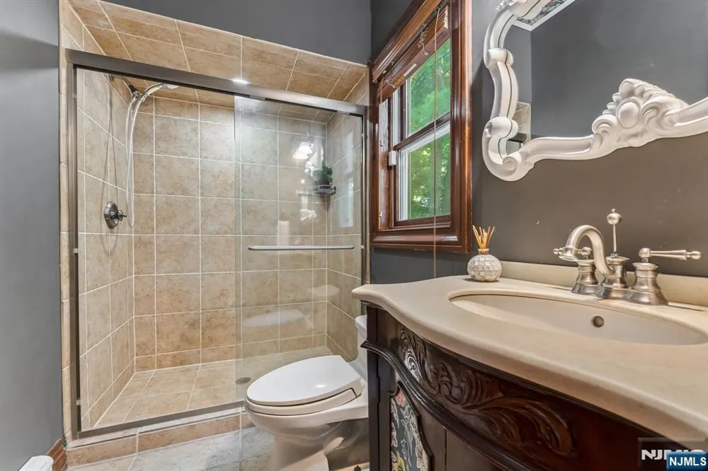 25 Wilshire Drive Sparta, NJ 07871