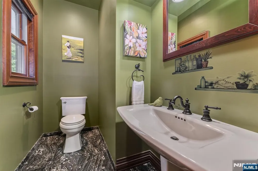 25 Wilshire Drive Sparta, NJ 07871