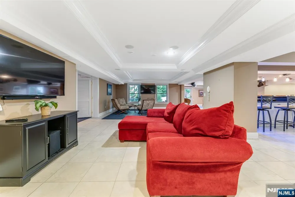 25 Wilshire Drive Sparta, NJ 07871