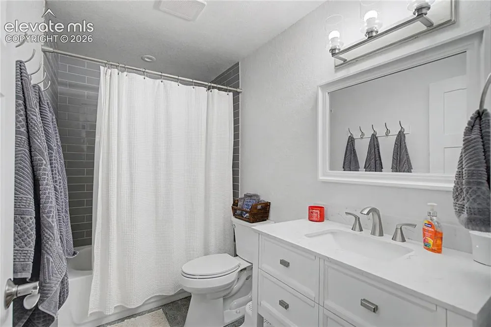 859 Circle Road Palmer Lake, CO 80133