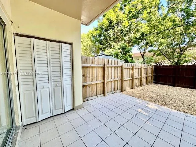 10851 SW 2nd St #K106 Sweetwater, FL 33174